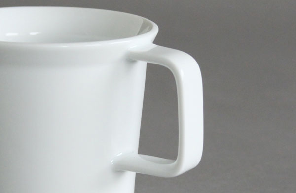 程良い大きさと形の、シンプルでおしゃれなコーヒーカップ