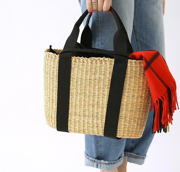 フランス人と日本人の女性のデザイナーによる、おしゃれなかごバッグ