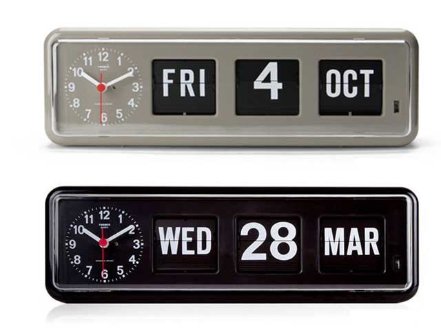 レトロなデザインの、おしゃれなカレンダー付き目覚まし時計