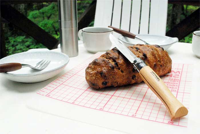 パブロ・ピカソも愛した、世界で最もシンプルなおしゃれな折り畳み式ナイフ