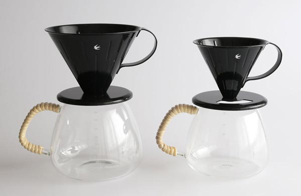 ポテっとしたデザインが愛らしい、おしゃれな耐熱ガラス製のコーヒーサーバー