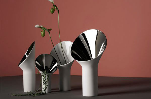ユニークなデザインが特徴的な、おしゃれな花瓶