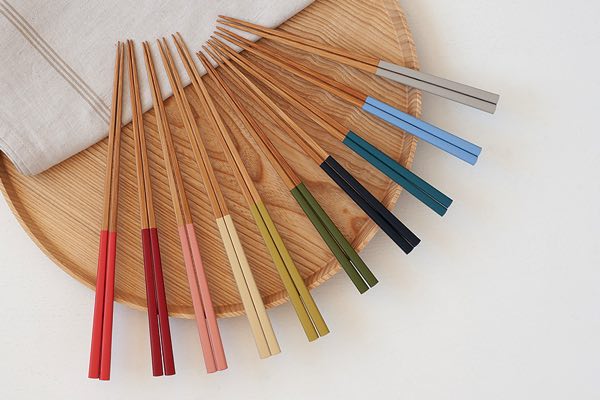 宮内庁や各宮家の御用達の老舗メーカーが作る、天然竹細工のおしゃれなお箸