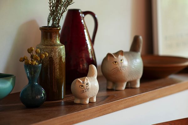 リサ・ラーソンの、丸いフォルムのおしゃれな陶器の猫