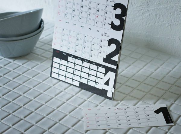 3ヶ月をひと目でチェックできる、使い勝手の良いおしゃれな卓上カレンダー2021年版