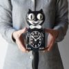 ネコのデザインがおしゃれな、アメリカ製の壁掛け時計